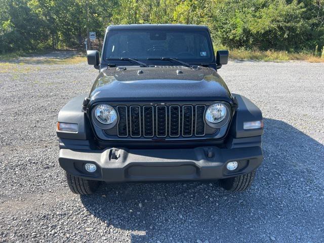 new 2025 Jeep Wrangler car, priced at $46,672