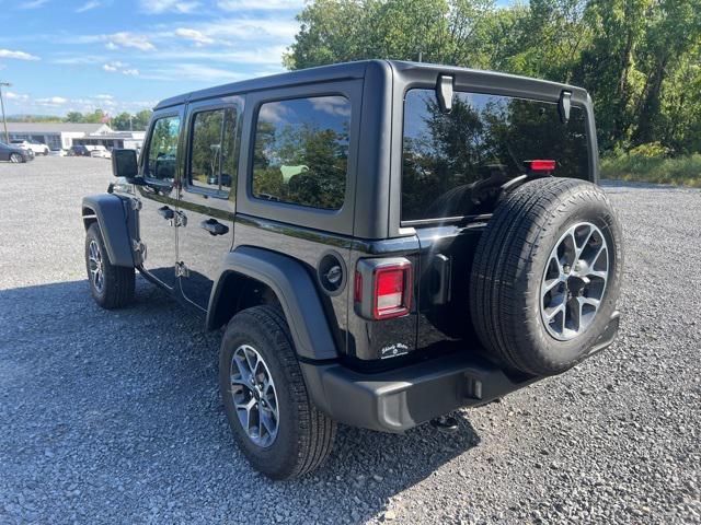 new 2025 Jeep Wrangler car, priced at $46,672