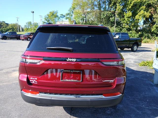 new 2025 Jeep Grand Cherokee car, priced at $40,636