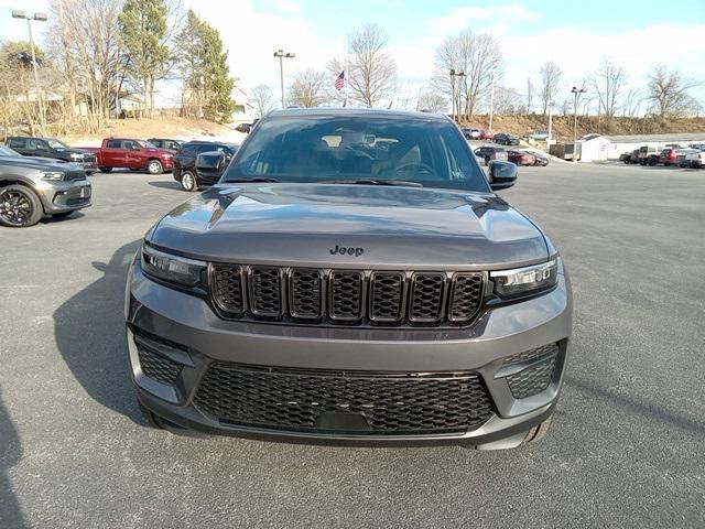 new 2025 Jeep Grand Cherokee car, priced at $44,364