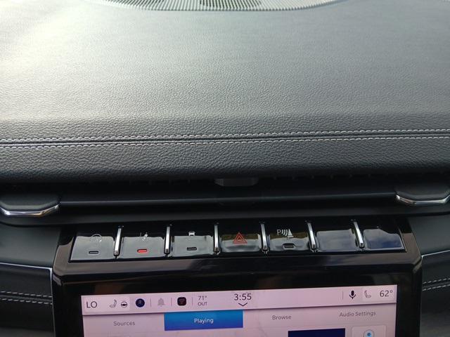 new 2025 Jeep Grand Cherokee car, priced at $42,746