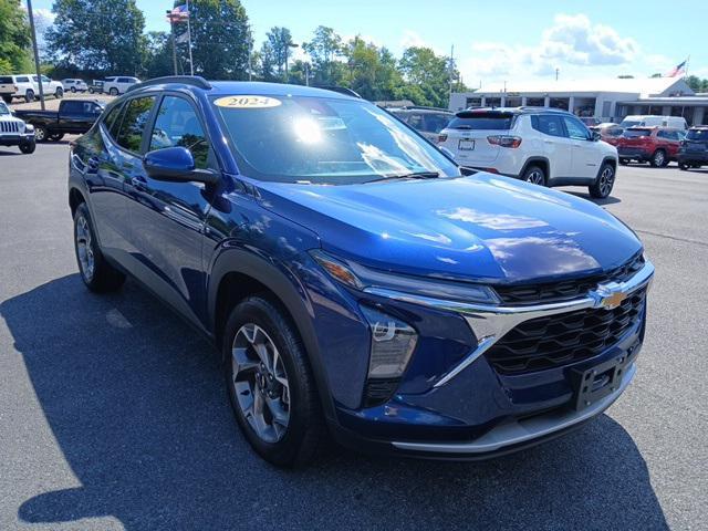 used 2024 Chevrolet Trax car, priced at $22,831