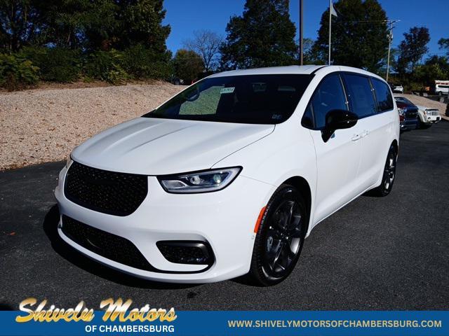 new 2026 Chrysler Pacifica car, priced at $40,655