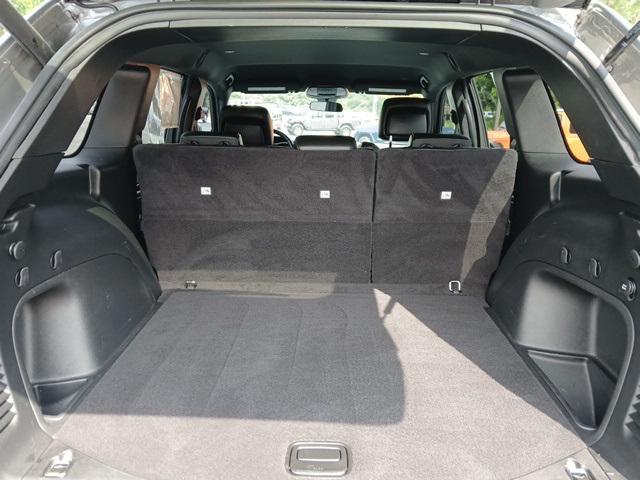 used 2021 Jeep Grand Cherokee car, priced at $24,478