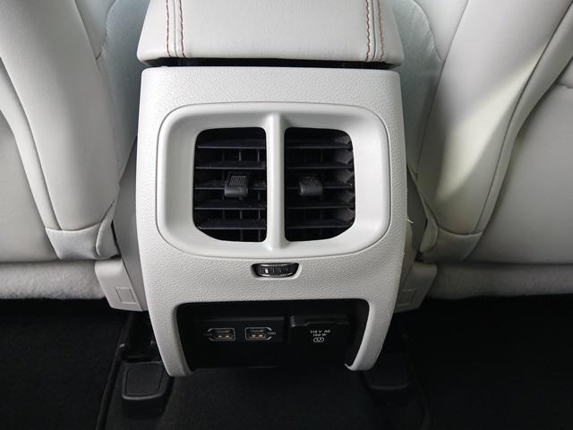 used 2022 Jeep Cherokee car, priced at $23,658