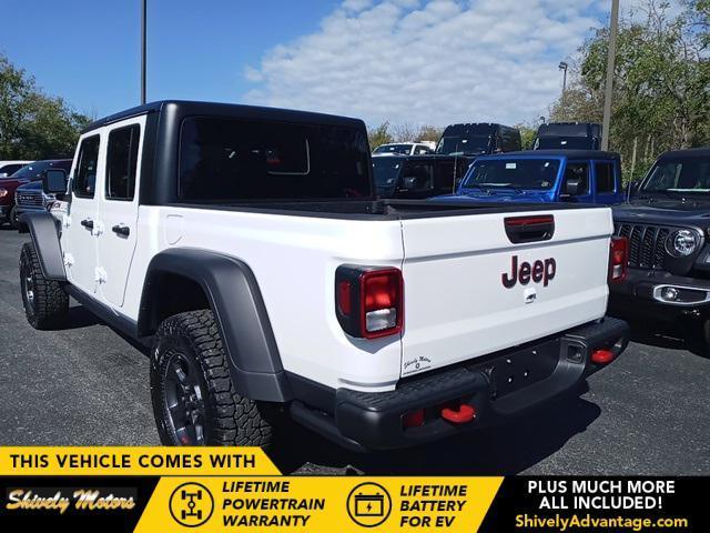 new 2023 Jeep Gladiator car, priced at $49,378