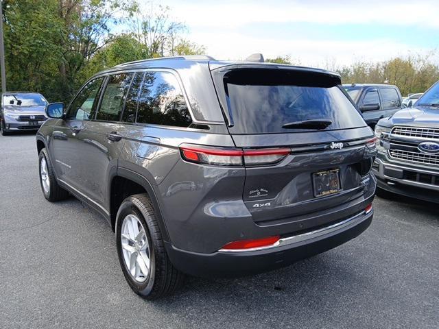 new 2025 Jeep Grand Cherokee car, priced at $40,636