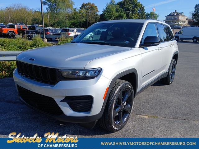 new 2025 Jeep Grand Cherokee car, priced at $42,566
