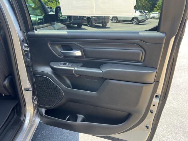 new 2025 Ram 1500 car, priced at $45,332