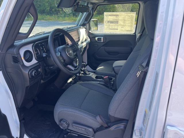 new 2025 Jeep Wrangler car, priced at $42,660