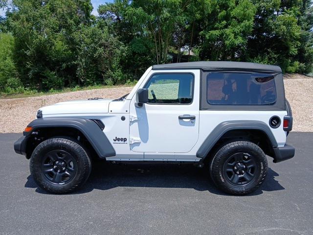 new 2025 Jeep Wrangler car, priced at $34,163