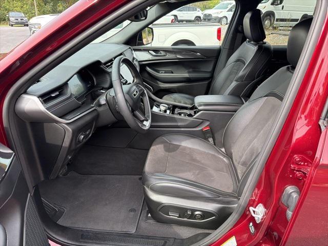 used 2022 Jeep Grand Cherokee car, priced at $36,605