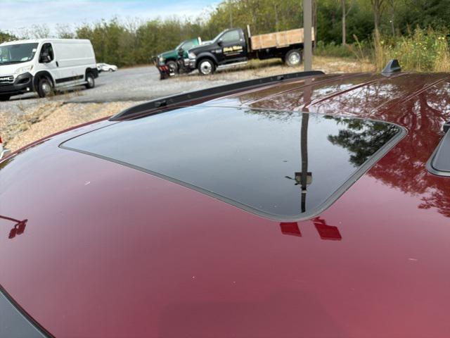 used 2022 Jeep Grand Cherokee car, priced at $36,605