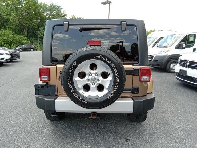 used 2015 Jeep Wrangler Unlimited car, priced at $22,995