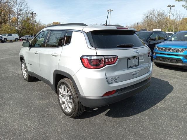 new 2024 Jeep Compass car, priced at $30,334