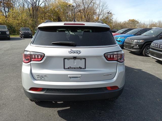 new 2024 Jeep Compass car, priced at $30,334