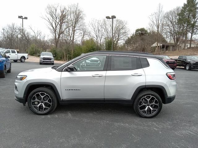 new 2025 Jeep Compass car, priced at $32,112