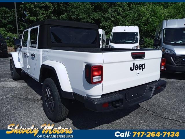 new 2024 Jeep Gladiator car, priced at $42,002