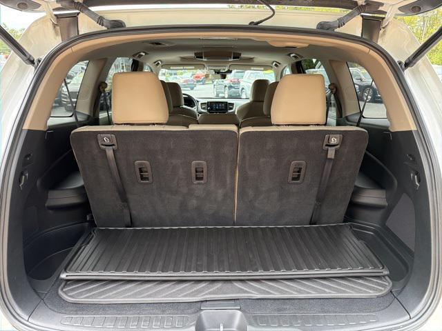 used 2022 Honda Pilot car, priced at $33,495