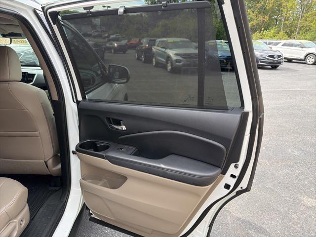 used 2022 Honda Pilot car, priced at $33,495