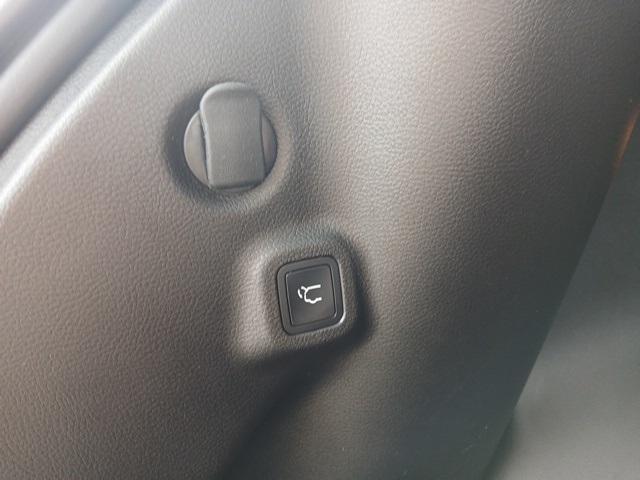 used 2022 Jeep Compass car, priced at $24,995