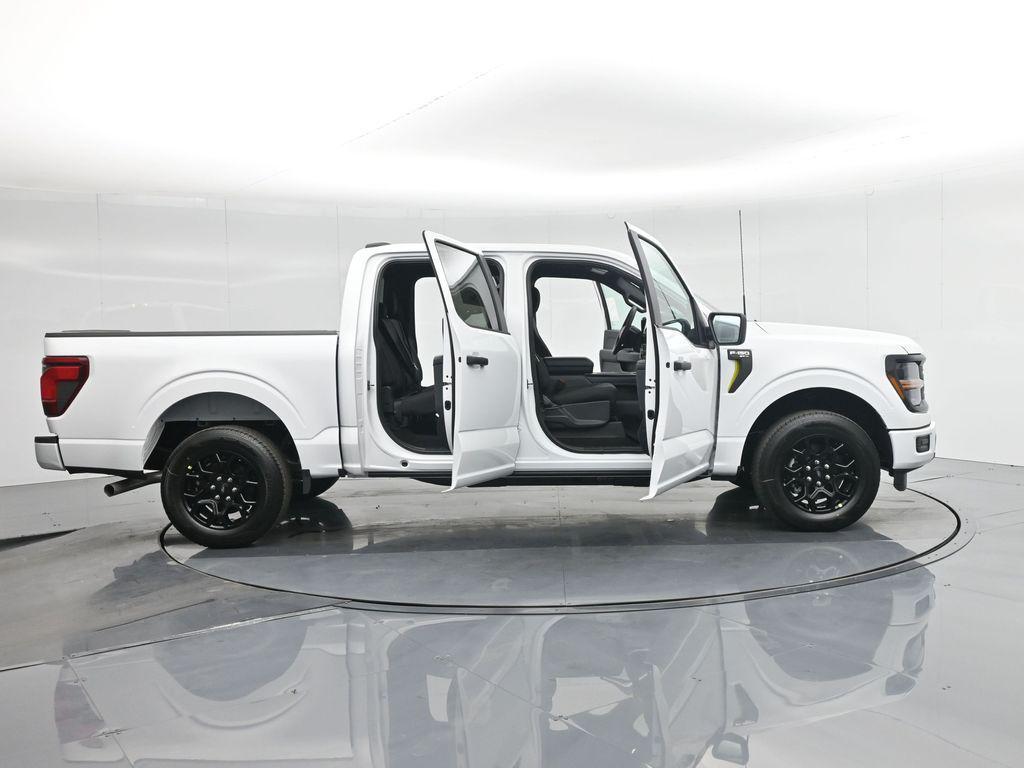 new 2025 Ford F-150 car, priced at $45,695