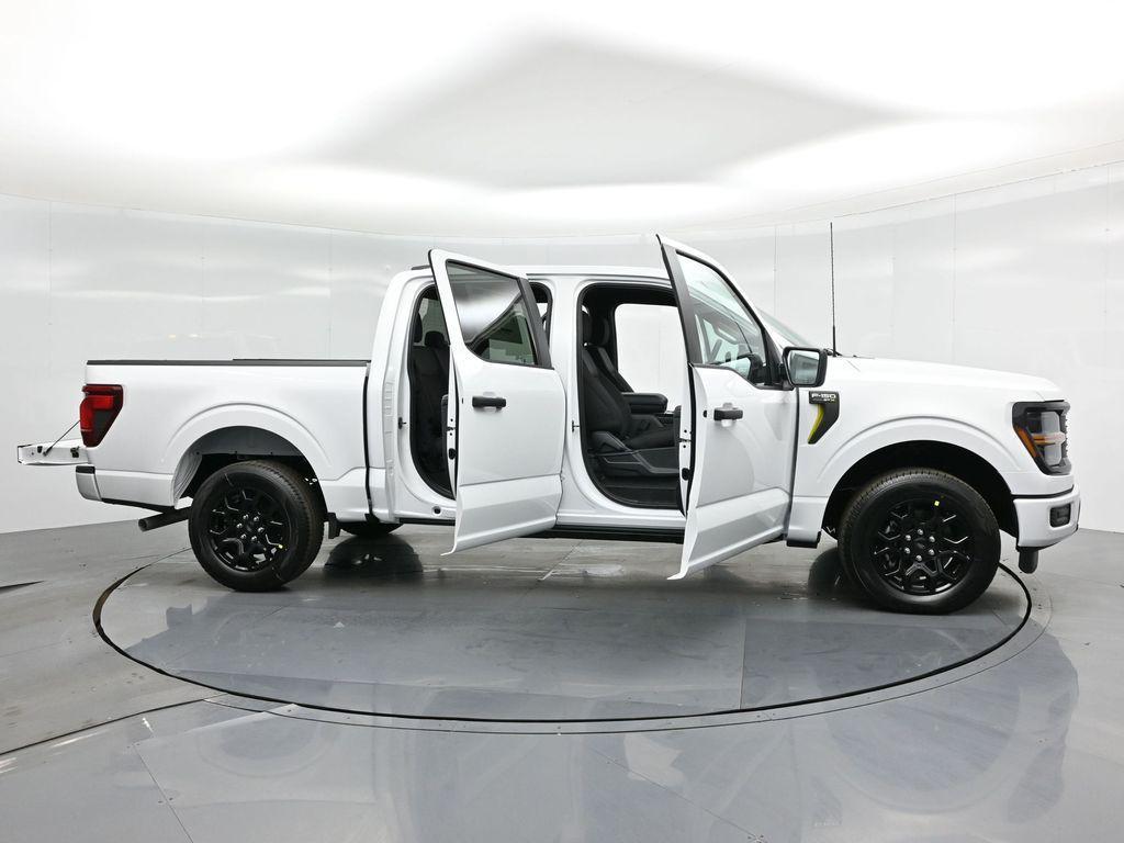 new 2025 Ford F-150 car, priced at $45,695