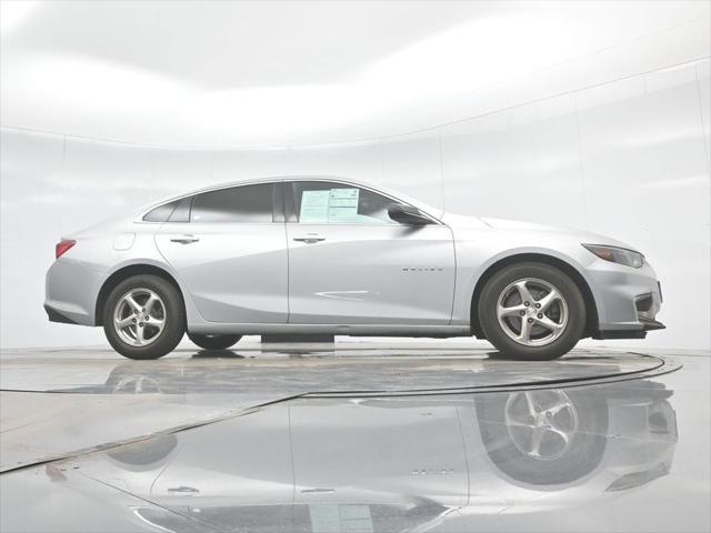 used 2018 Chevrolet Malibu car, priced at $11,900