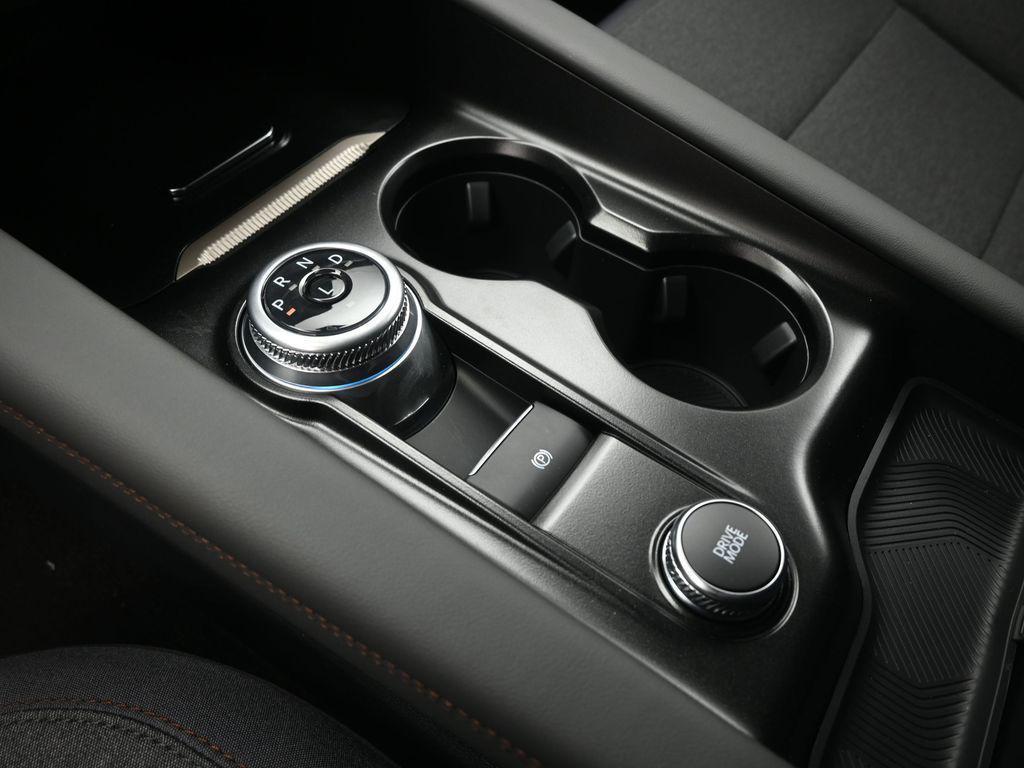 new 2025 Ford Explorer car, priced at $40,280