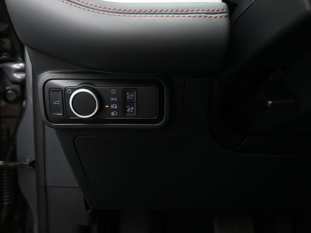 new 2025 Ford Explorer car, priced at $40,280