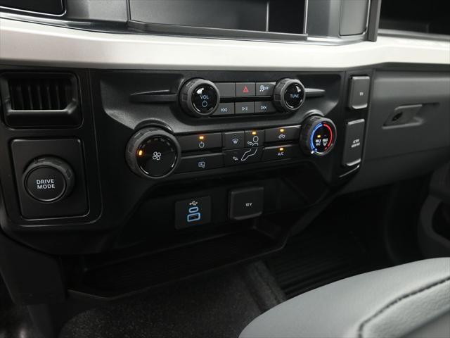 new 2025 Ford F-250 car, priced at $46,395