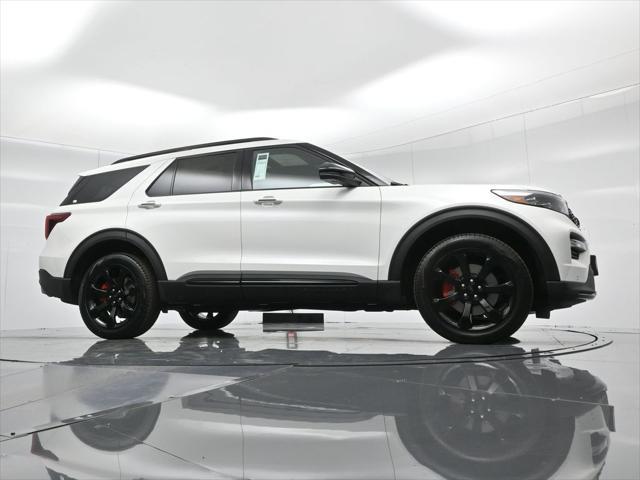 new 2024 Ford Explorer car, priced at $63,165