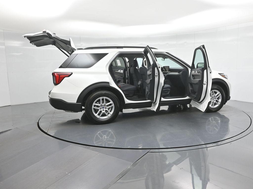 new 2025 Ford Explorer car, priced at $41,440