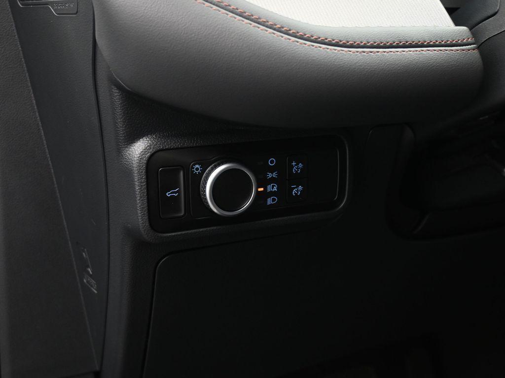 new 2025 Ford Explorer car, priced at $41,440