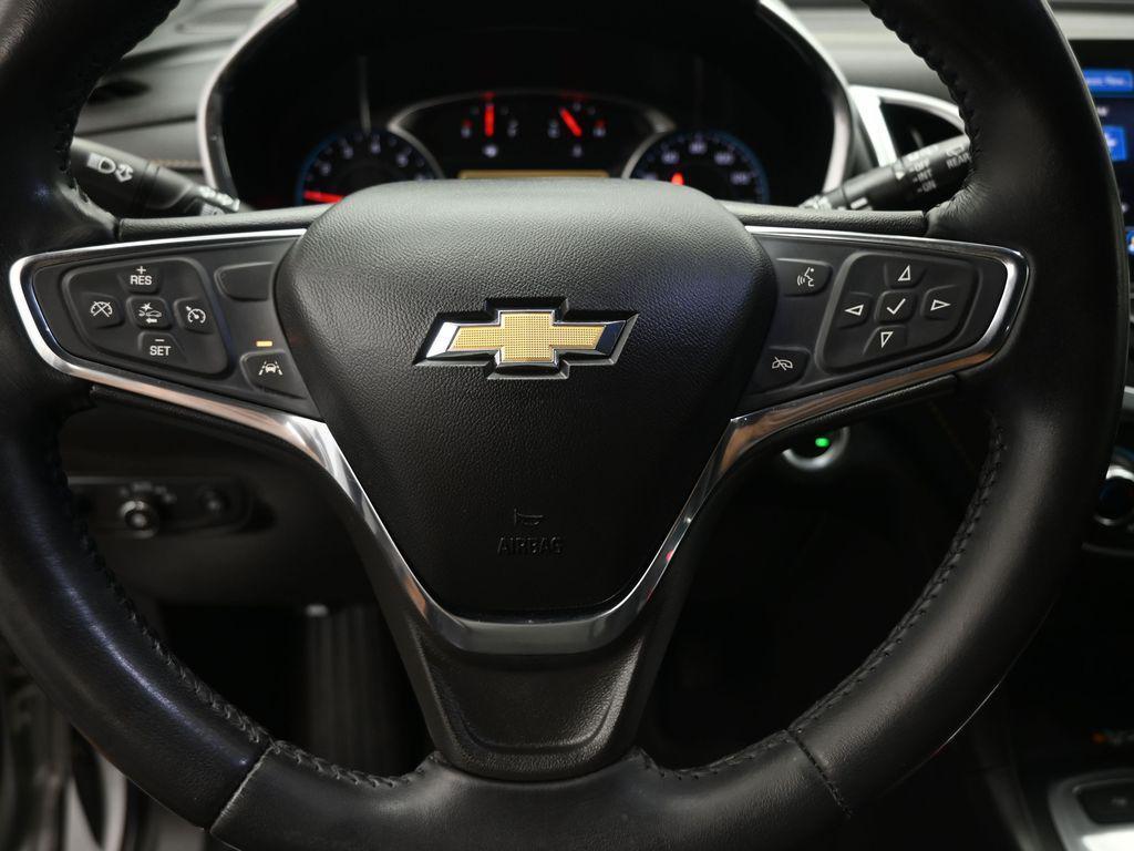 used 2020 Chevrolet Equinox car, priced at $20,000