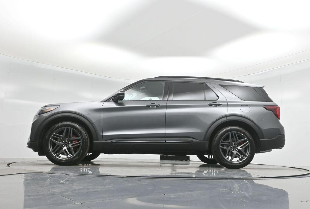 new 2025 Ford Explorer car, priced at $61,310