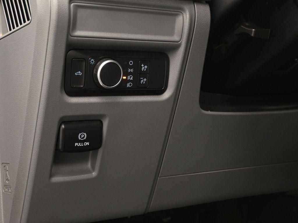 used 2021 Ford F-150 car, priced at $21,000