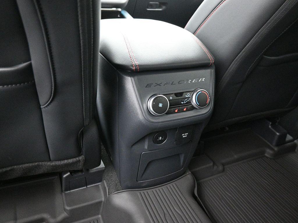 new 2025 Ford Explorer car, priced at $62,105