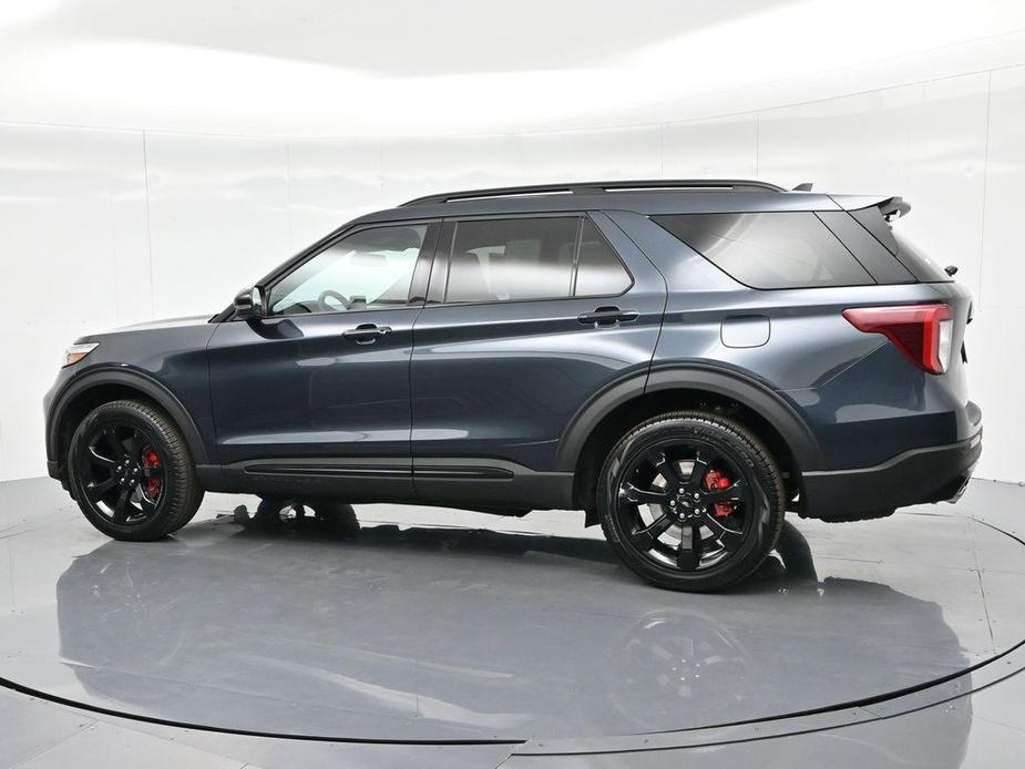 new 2024 Ford Explorer car, priced at $62,870