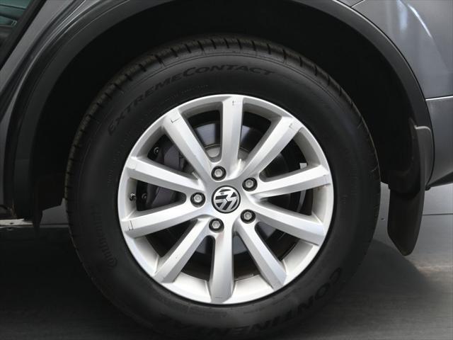 used 2012 Volkswagen Touareg car, priced at $10,000