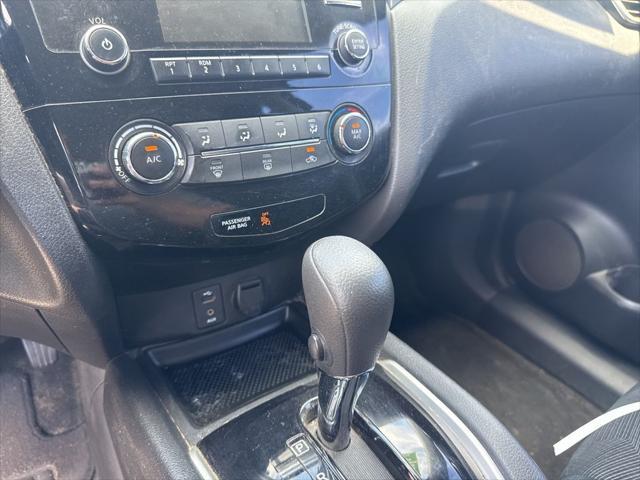 used 2015 Nissan Rogue car, priced at $11,500