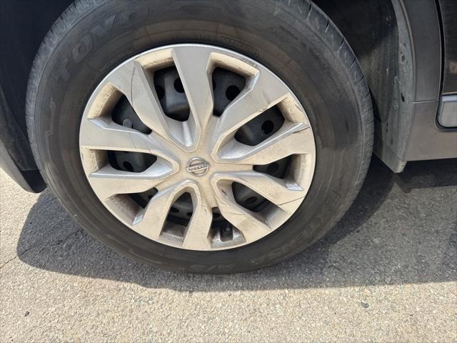 used 2015 Nissan Rogue car, priced at $11,500