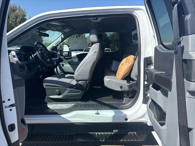 new 2025 Ford F-350 car, priced at $56,370