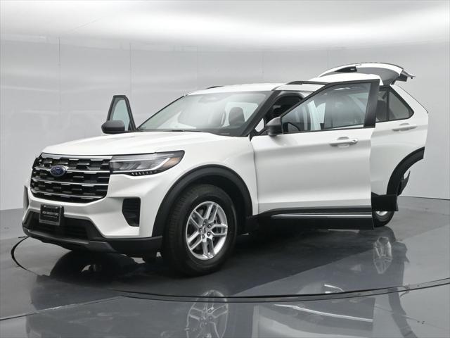 new 2025 Ford Explorer car, priced at $48,005