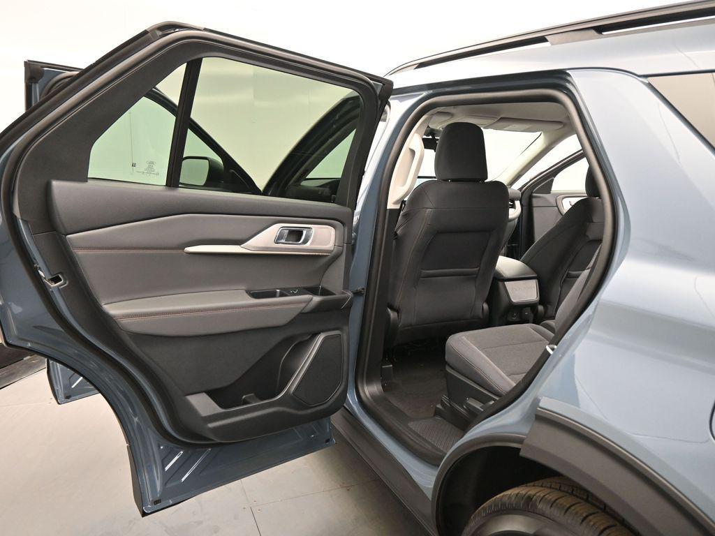 new 2025 Ford Explorer car, priced at $41,140