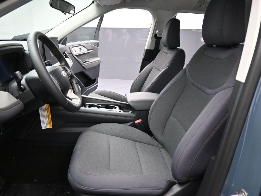 new 2025 Ford Explorer car, priced at $41,140