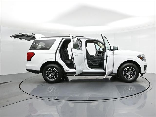 used 2022 Ford Expedition car, priced at $38,000