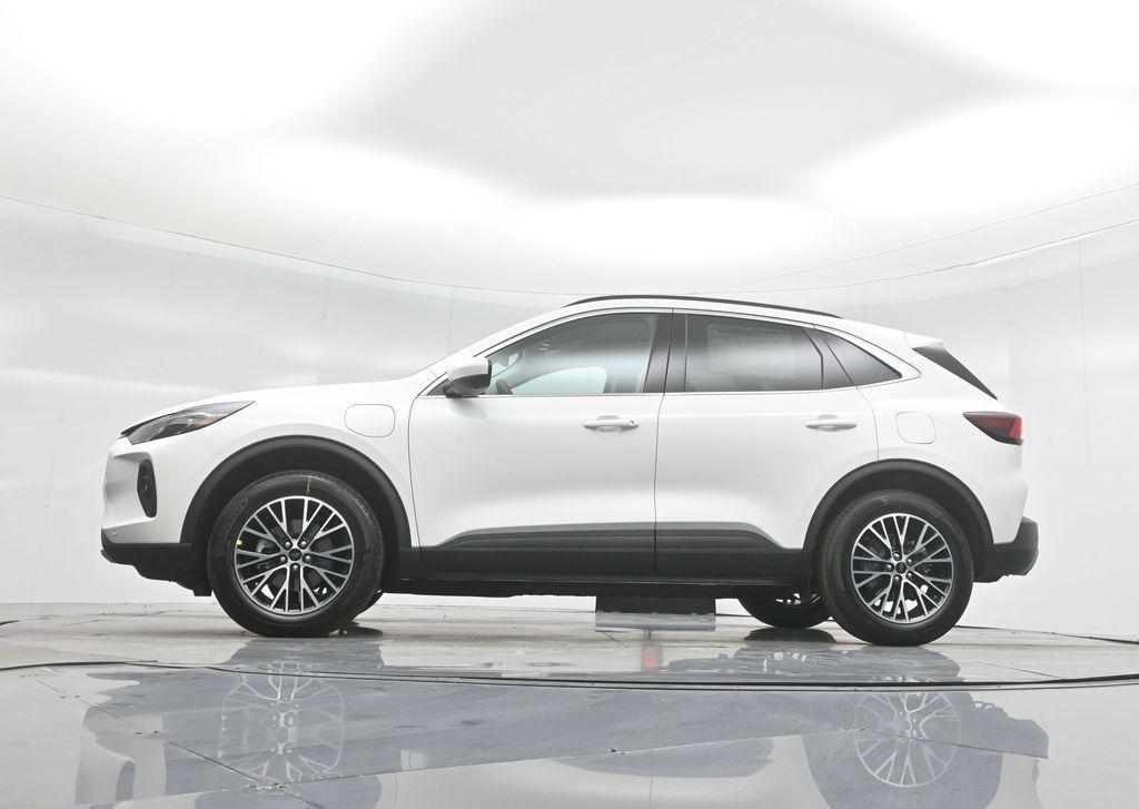 new 2025 Ford Escape PHEV car, priced at $38,555