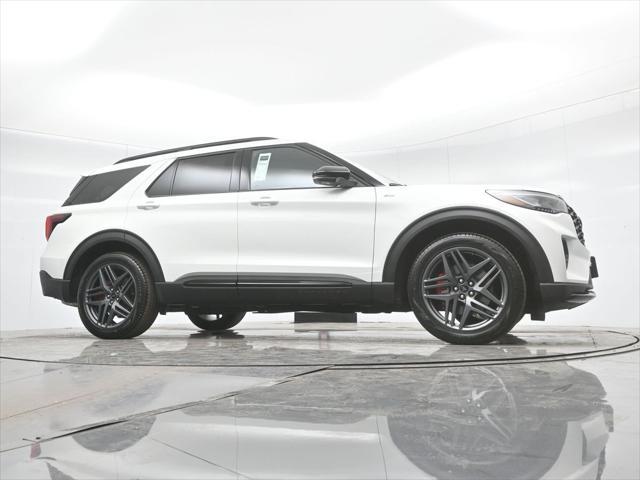 new 2025 Ford Explorer car, priced at $51,135