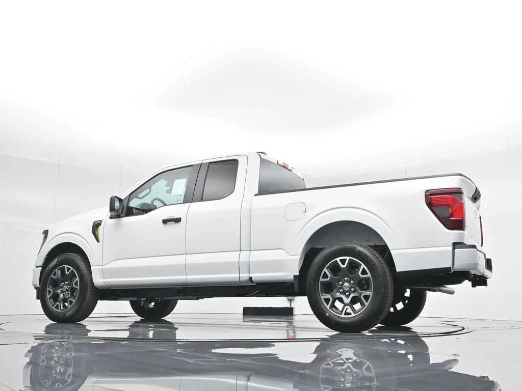 new 2025 Ford F-150 car, priced at $43,695